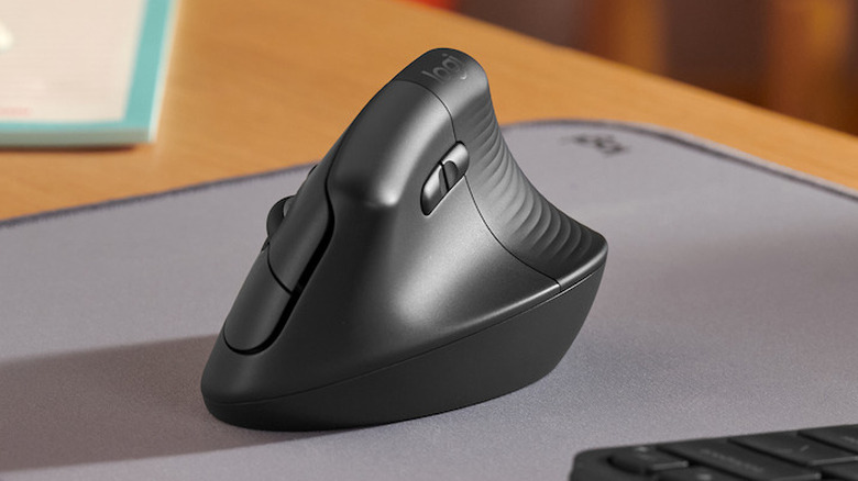 Logitech Lift Vertical on desk