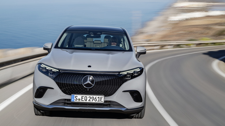 Mercedes-Benz EQS SUV front view