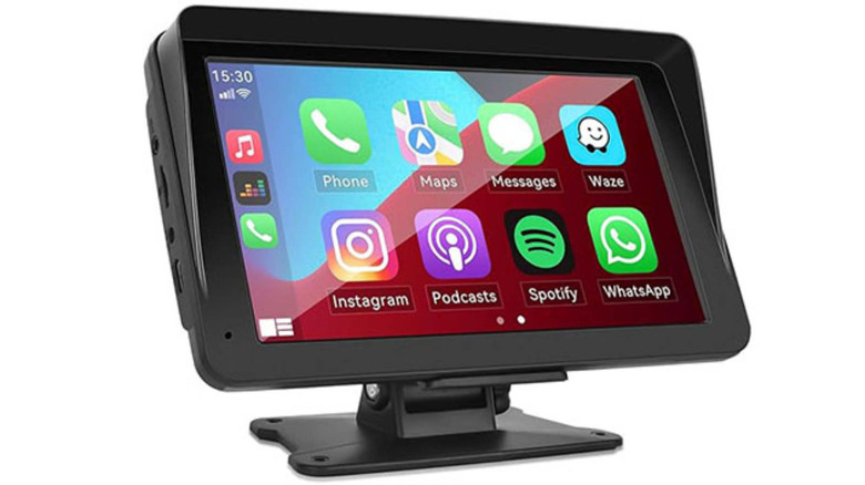 7" Wireless Car Display with Apple CarPlay & Android Auto Compatibility and Phone Mirroring