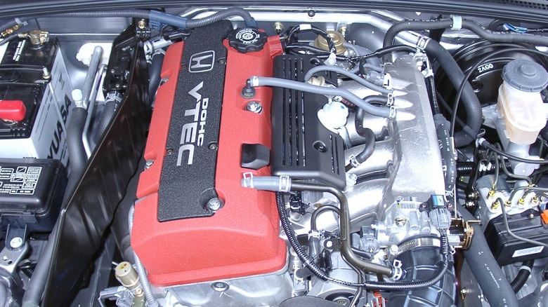 Honda S2000 engine