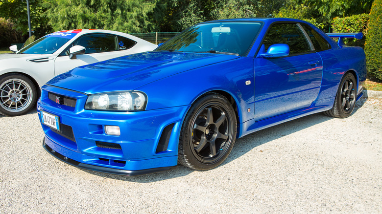 Skyline GTR R-34