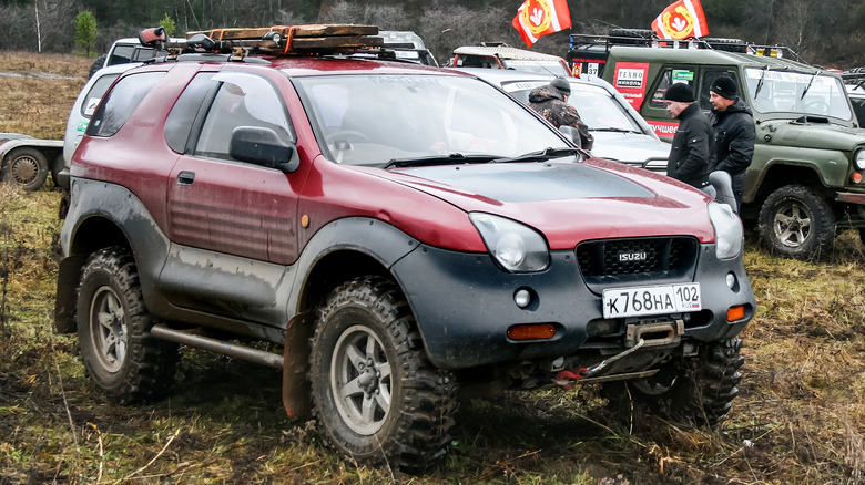 Isuzu VehiCROSS off-road