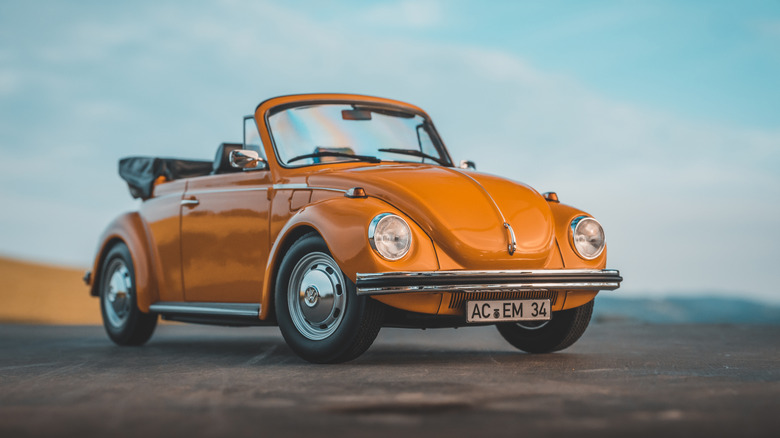 yellow VW Beetle